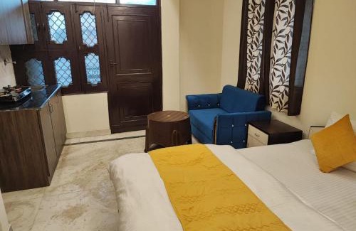 Rohini Hotel | Sun Moon Residency and Apartments, Hotels in Rohini