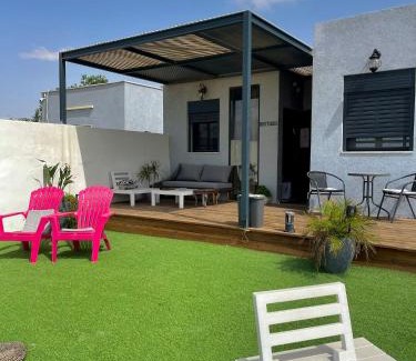 Arad House | Sun, Mountain & Adventure