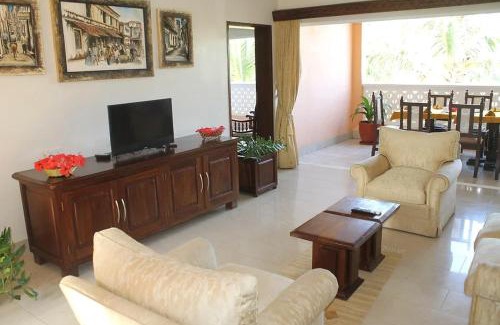 Mtwapa Resort | Sun N Sand Beach Resort