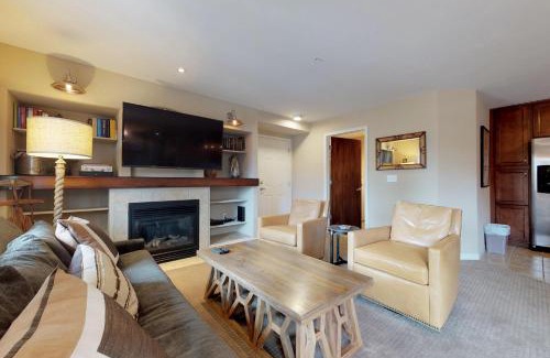 Steamboat Springs Apartment | Sun Ray Ski Chalet