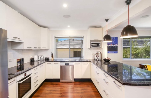 Wamberal House | Sun Sea Surf @ Terrigal beach