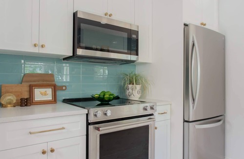 Disston Heights House | "Sun Seeker" Private|Heated Pool|Monthly