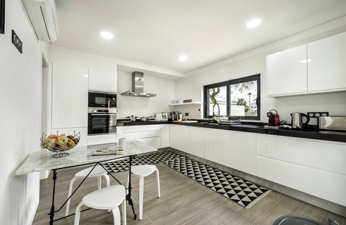 Santa Luzia Ski Chalet | Sun & Serenity, Your Dream Villa