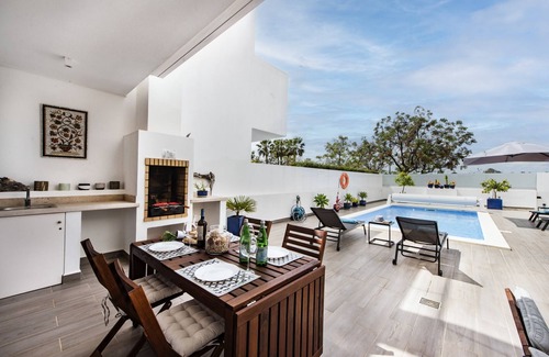 Santa Luzia Ski Chalet | Sun & Serenity, Your Dream Villa