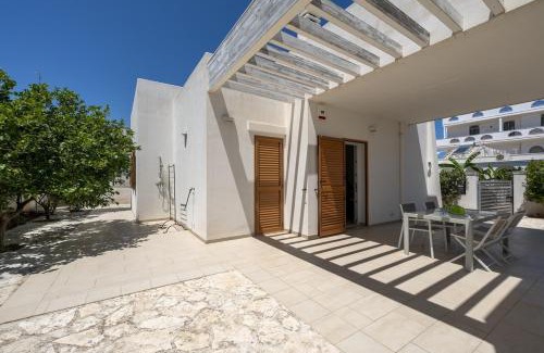 Ostuni House | Sun & Smile cozy seaside villa near Ostuni