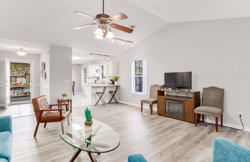 Milton House | Sun Valley - 🐶 Dog Friendly, close to I-10