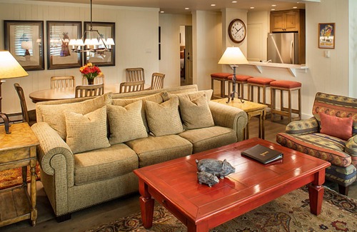 Elkhorn Hotel | Sun Valley Resort, Lodge II Three Bedroom Apartment Plus
