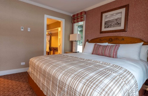 Elkhorn Hotel | Sun Valley Resort, Three Bedroom Lodge Apartment | 2 Units