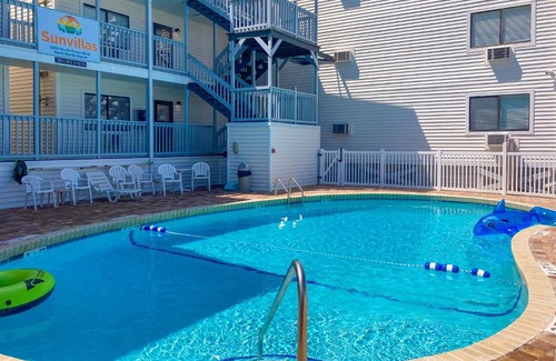 Crescent Beach Apartment | Sun Villa B-2