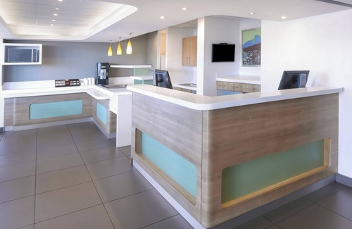 Cape Town Hotel | SUN1 Milnerton