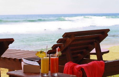 Thiranagama Hotel | Sunbeach Hotel