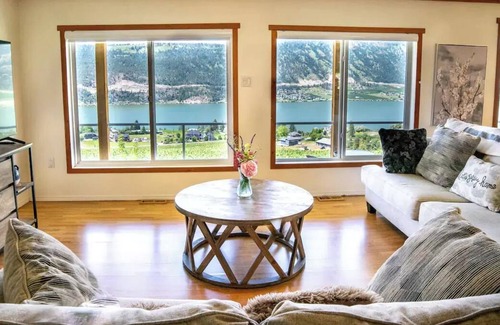 Central Okanagan Other | Sunblush Acres - Entire 5 Bedroom Lake View Home