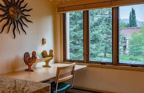 Elkhorn Village House | Sunburst Condo 2739