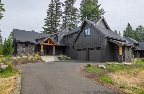 Cle Elum House | Suncadia 7 Bdrm Home with Hot Tub Overlooking Golf Course