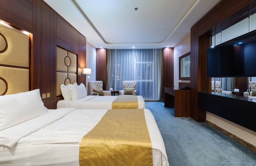 Al-Hamra'a Hotel | Sunday Red Sea Fountain Alhamra Formerly Vivid Plaza Hotel
