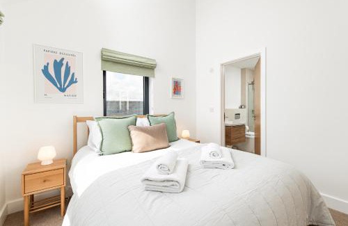 Holworth House | Sunday Sun BR31 Silverlake Dorset