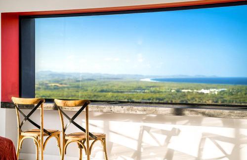 Hayters Hill House | Sundays at Byron