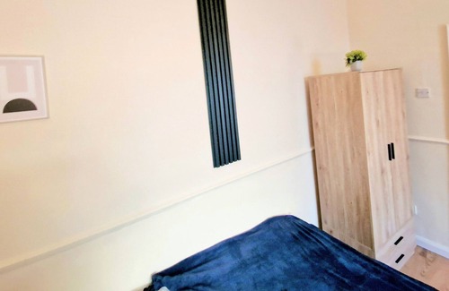 Sunderland Cottage | Sunderland Urban Haven: 8 Guests