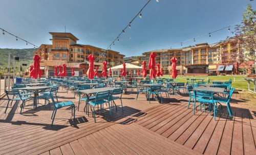 Park City House | Sundial hotel room in Canyons Village, patio, outdoor pool/hot tub, walk to hiking/biking C216A