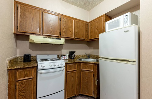 Northeast Virginia Beach Hotel | Sundial Inn