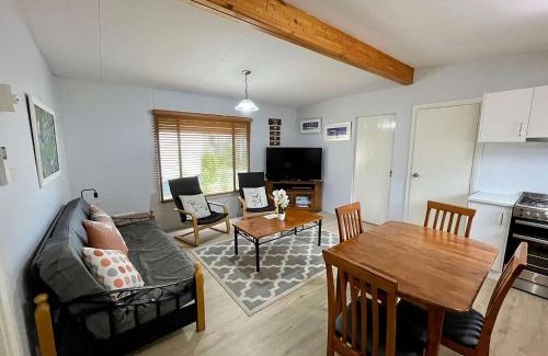 Broadwater Ski Chalet | Sundowner Cabin