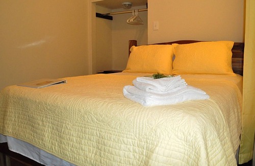 Placencia House | Sundowner Lodge