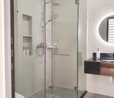 District 9 Apartment | Sunflower room - Là Lá Homstay Vinhomes Grand Park