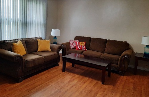 New Bern House | Sunflower Smiles Cozy Comfortable Private