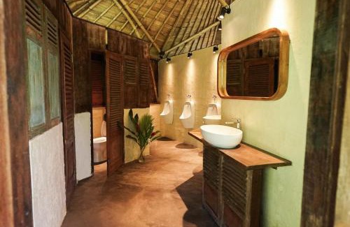 Beraban Other | Sungai Huts