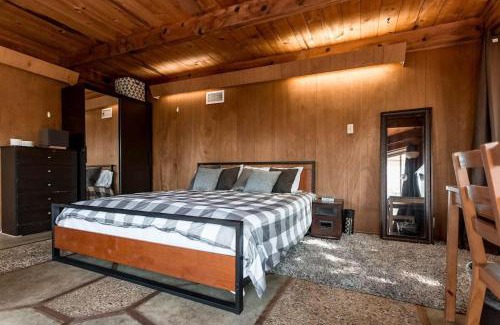 Southeastern Sacramento Apartment | SunHouse 1410sqft BBQ 3xTVs Pets W/D Backyard
