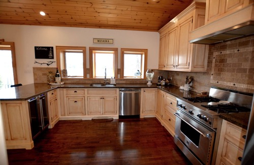 Port Carling House | Sunland Summary: Conv