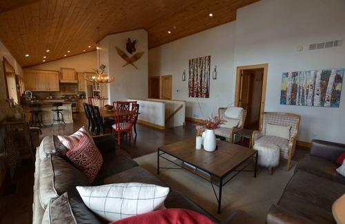 Port Carling House | Sunland Summary: Conv