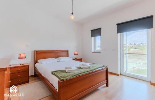 Atalaia House | Sunlight Villa - Lourinhã Center