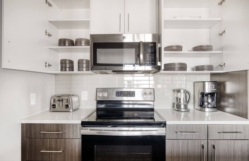West End Apartment | Sunlit North Station 1BR w/W/D & Gym, nr TD Garden, by Blueground