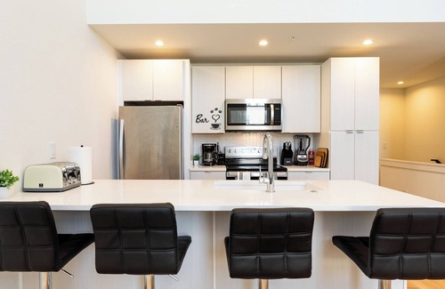 Cole House | Sunlit Oasis: Modern home in RiNo, Denver