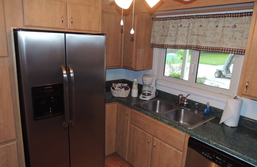 Seabrook House | Sunmist Cottage, Beautiful View, Private Deep Water Dock, Your Own Quiet Getaway