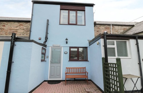 Seahouses Cottage | Sunnie Cottage