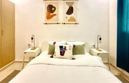 La Ville Haute Apartment | Sunny 3 bedrooms Apartment - balcony and workspace