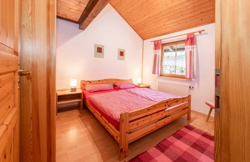 Missen Apartment | Sunny apartment on two levels up to 6 people
