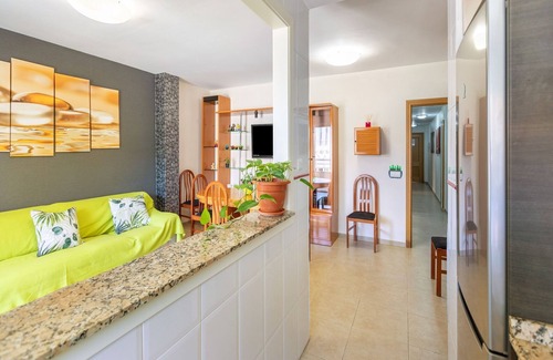 Garrucha Apartment | Sunny Apartment Near Paseo
