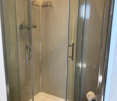 Hythe House | Sunny Bank Guest House