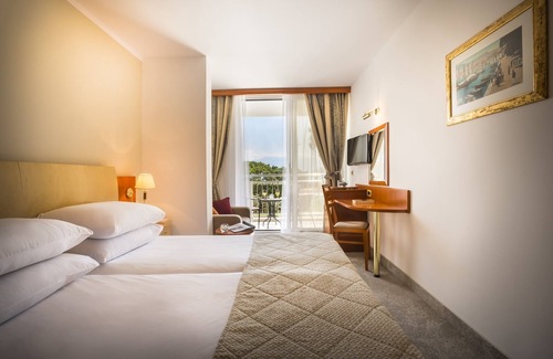 Baska Hotel | Sunny Baška Residence by Valamar, ex Zvonimir
