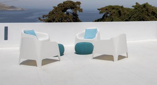 Leros House | Sunny Bay