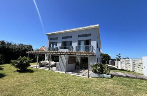 Cape Saint Francis House | Sunny Beach House