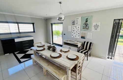 Cape Saint Francis House | Sunny Beach House