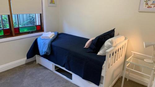 Umina Beach House | Sunny Beach Villa - Umina