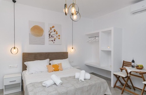 Parasporos Apartment | Sunny & Blue 2