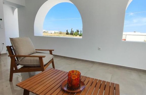 Parasporos Apartment | Sunny & Blue 2