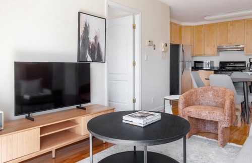 Boerum Hill Apartment | Sunny Boerum Hill 2BR w/ W/D, Balcony & Roof, nr BAM, by Blueground