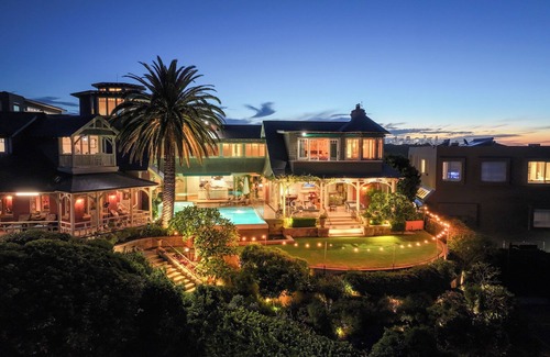 Sydney Villa | Sunny Brae - award-winning heritage oasis with 270 degree harbour views